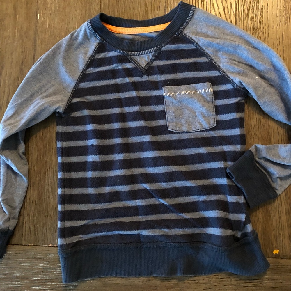 5/$20 Oshkosh boys long sleeve